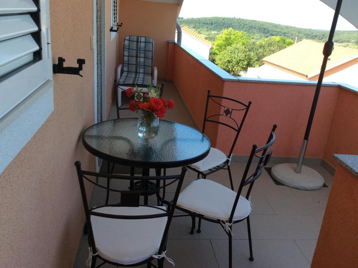 Apartment Olive Jovici  Exterior foto