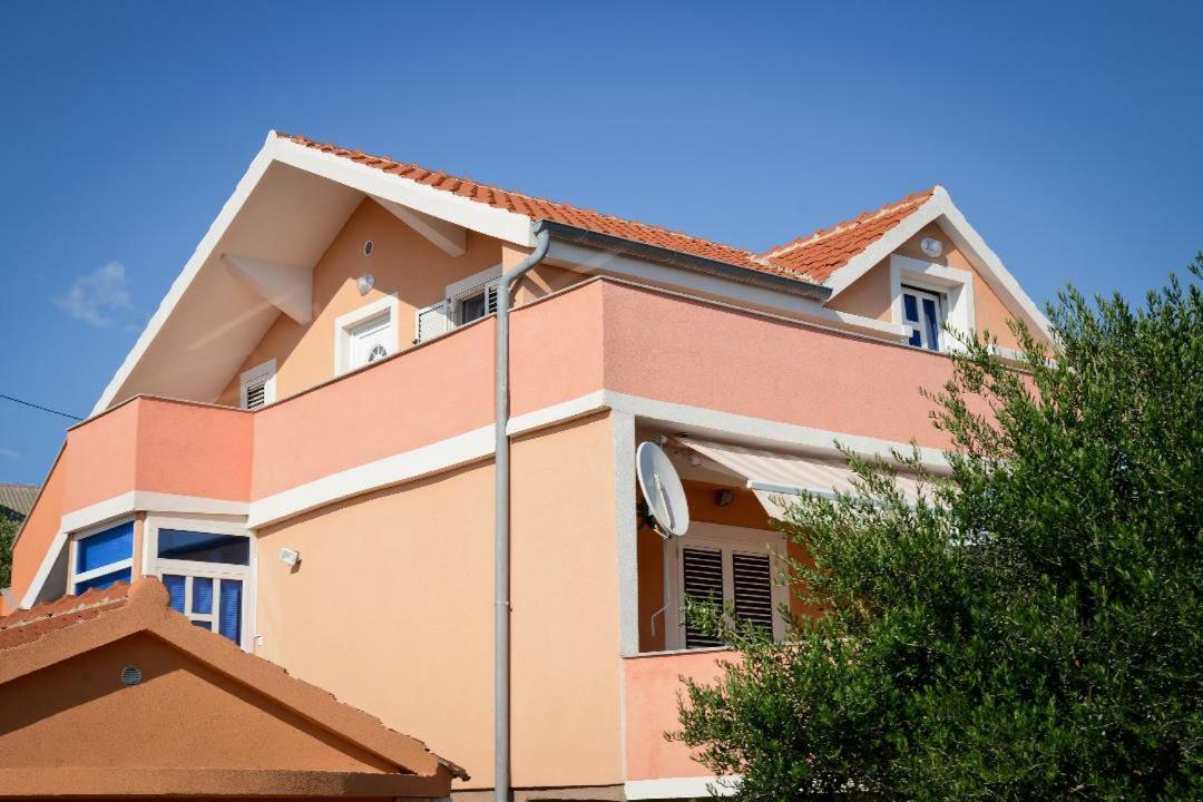 Apartment Olive Jovici  Exterior foto